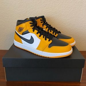 (SOLD) Air Jordan 1 Mid 'Reverse Yellow Toe'